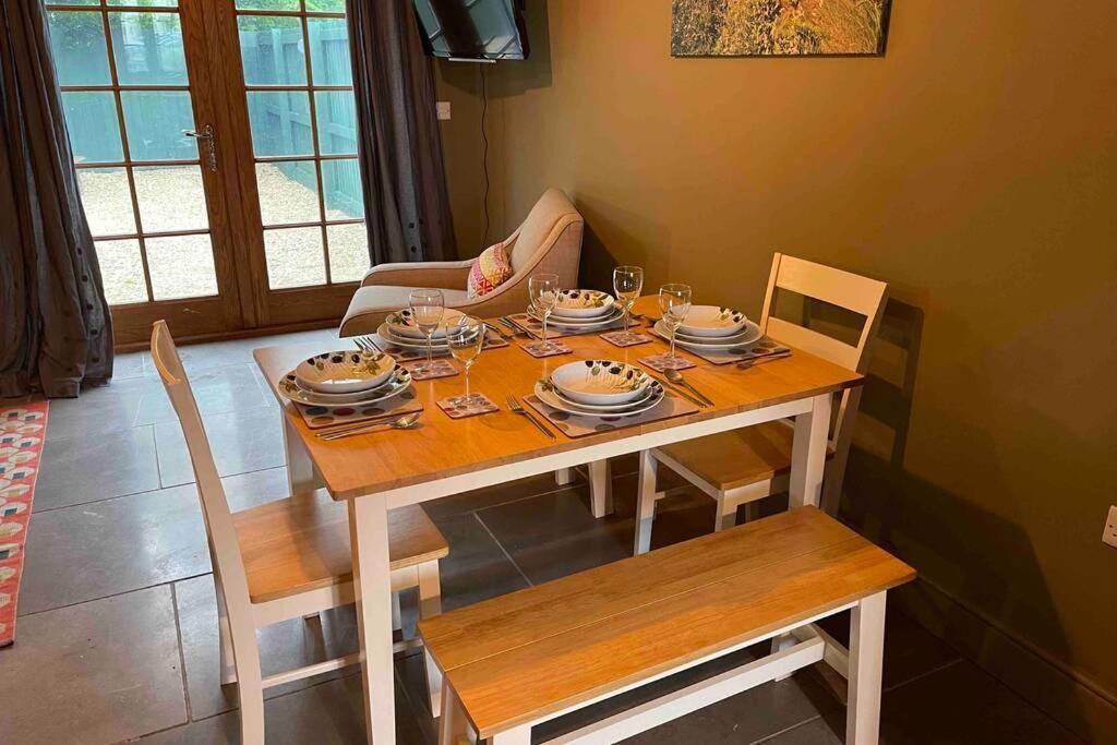 Cottage With Hot Tub In Pembrokeshire Хавърфордуест Екстериор снимка